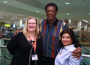 貝勒與球迷合影