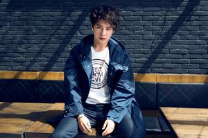 徐垚[上戲畢業演員]