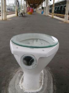 （圖）台中車站的裝置藝術　