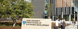 邦德大學