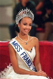 索尼亞·羅蘭德 索尼亞·羅蘭德