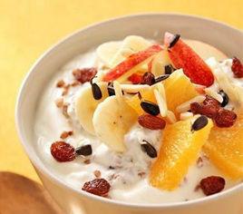 牛奶水果羹 牛奶水果羹