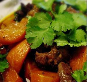 滋味牛腩 滋味牛腩