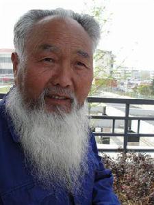 鬍子[男性面部毛髮]