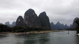 三月三十一日峰 三月三十一日峰