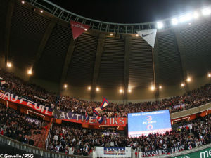 狂熱的巴黎聖日耳曼球迷