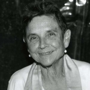 艾德麗安·里奇 