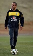 路易斯·法比亞諾4