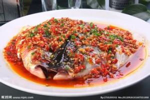 剁椒蒸鰱魚頭 剁椒蒸鰱魚頭