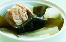 海帶結蘿蔔排骨湯