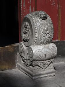 《武士飲獸圖》門墩 《武士飲獸圖》門墩