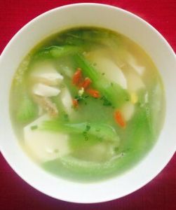 白玉絲瓜豆腐湯 白玉絲瓜豆腐湯