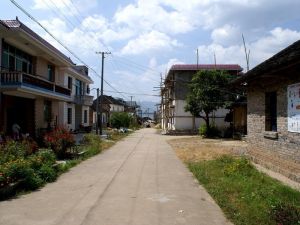 曼濃乾村 曼濃乾村