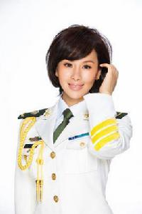 王雅潔[空政文工團青年歌唱家]