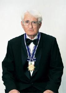 尤爾根·哈貝馬斯 尤爾根·哈貝馬斯