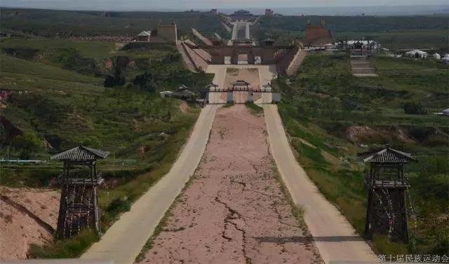 高速公路不是德國先修的,我國早在秦朝時期已經修建了 高速公路不是德國先修的,我國早在秦朝時期已經修建了