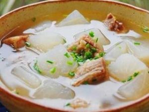 耙子蘿蔔牛腩湯 耙子蘿蔔牛腩湯