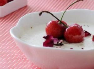 玫瑰櫻桃雙皮奶 玫瑰櫻桃雙皮奶