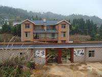 養雞場村 養雞場村