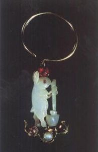 明白玉兔耳墜 明白玉兔耳墜