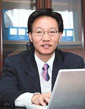 吳立新[中國海洋大學副校長，青島市政協副主席]