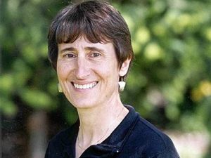 薩莉&middot;朱厄爾 