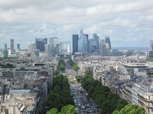 從凱鏇門眺望拉德芳斯