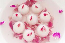 玫瑰花湯圓 玫瑰花湯圓