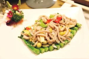 菜遠炒土魷 菜遠炒土魷