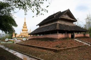 勐伴城子村 勐伴城子村