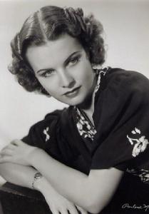 寶琳&middot;摩爾