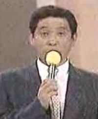 阿欽在主持超級變變變