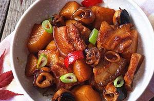 鮮墨魚燜五花肉 鮮墨魚燜五花肉