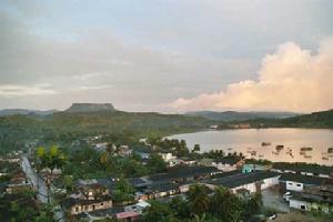 埃德溫&middot;坎南