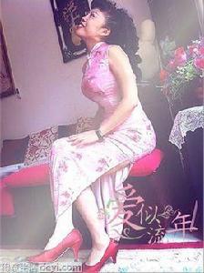 張景芬[模仿范冰凍的潮媽]