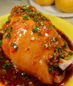 冰糖肘子 冰糖肘子