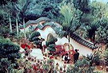 百花村[福建龍海市九湖鎮下轄村]