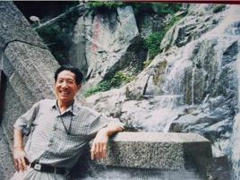 李繼生[花卉奇石藝術家、畫家]