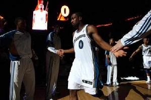 吉爾伯特·阿里納斯 吉爾伯特·阿里納斯