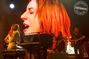 《一個明星的誕生》劇照