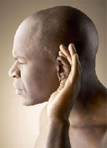 聆聽者[與死去之人和任何動物做深度溝通交流的人]