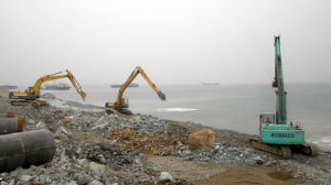 西護岸拋石護面