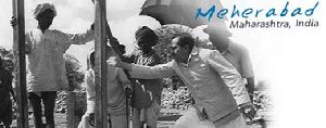 美赫巴巴在美拉巴德的建設中留影