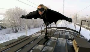 火車衝浪 火車衝浪