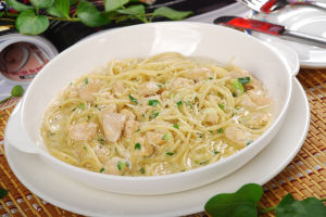 奶油雞肉意大利麵 奶油雞肉意大利麵