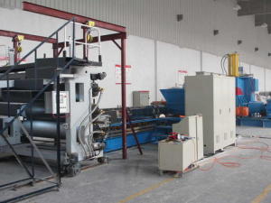 塑膠片材機 塑膠片材機