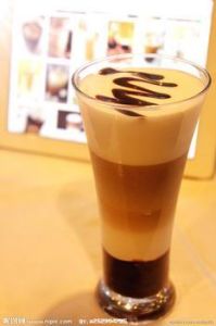 黑莓冰咖啡拿鐵 黑莓冰咖啡拿鐵