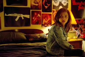 黑暗之地[法國2015年吉勒·巴蓋特-布赫內導演電影]