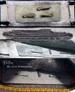 坦克別扣以及背部襯底粘合細節圖