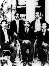 馬君武（前排 右一）